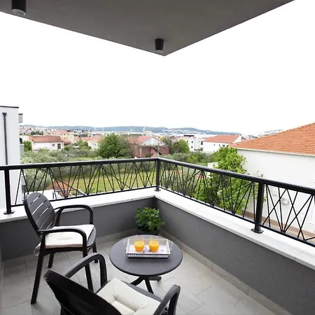 Апартаменти Sunset *