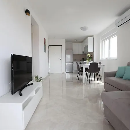 公寓 Sunset 特罗吉尔